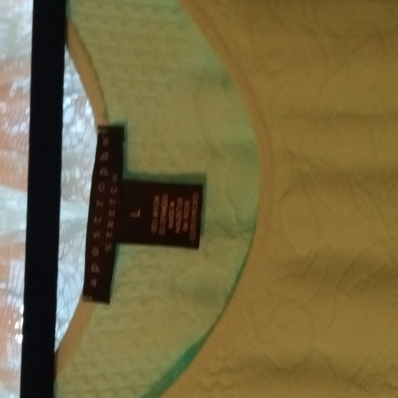 Top - Picture 3 of 4